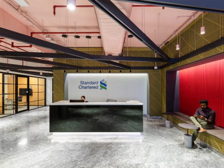 Standard Chartered Completes First Gold Transactions 