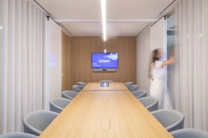 Monex Integrates Securities Services With ChatGPT and Claude